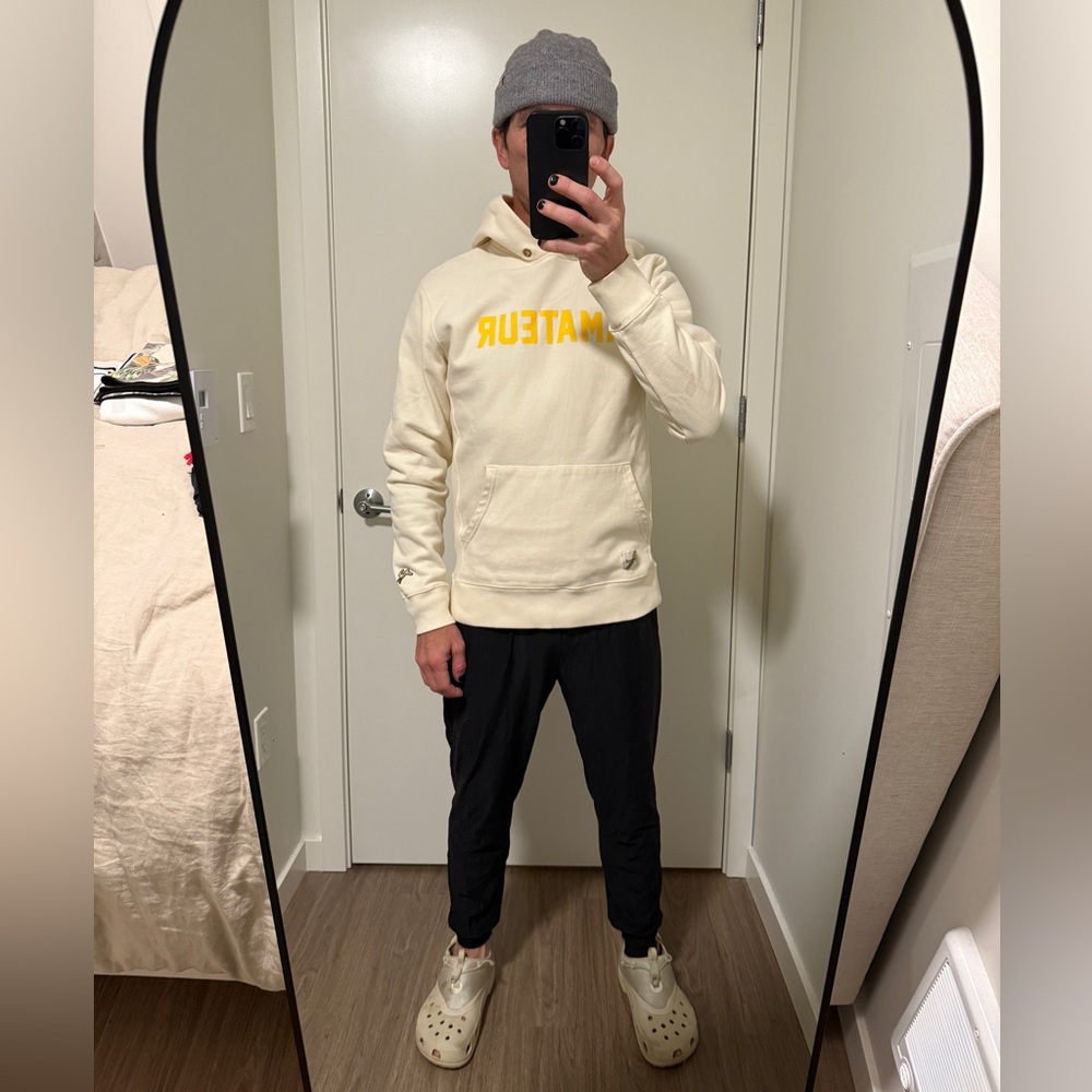 Tracksmith trackhouse hoodie - Cream with Yellow AMATEUR print
